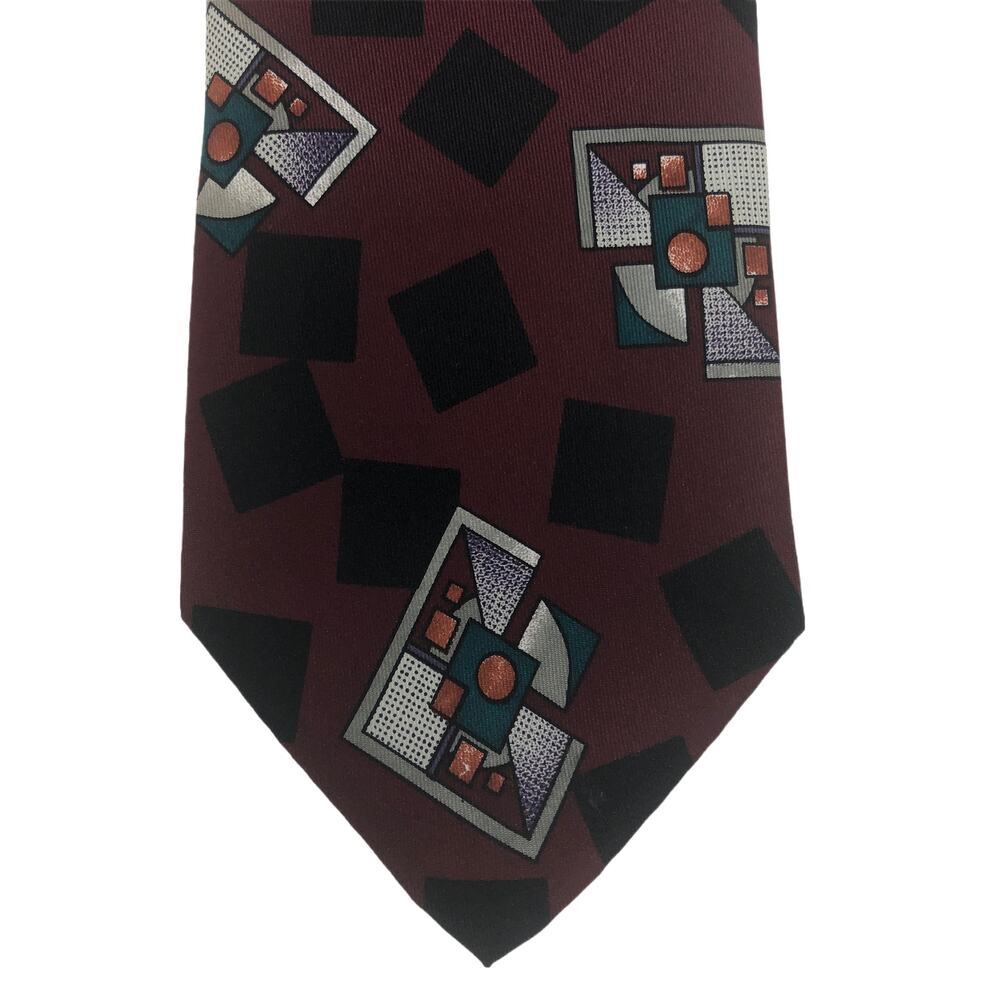 Abstract Geometric Shapes Tie - Picture 4 of 6